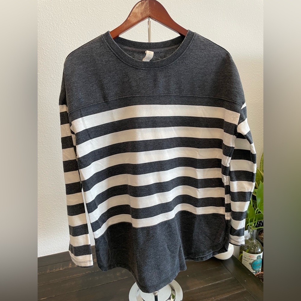 Alterd State Small top Cotton polyester blend flowy black white stripe